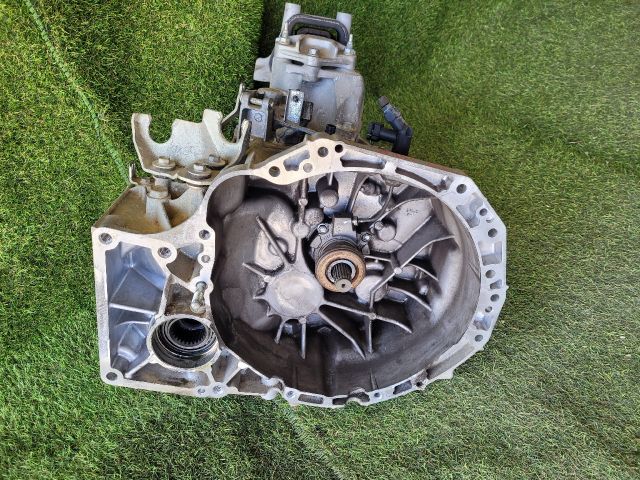 bontott SUZUKI SX4 S-Cross II Váltó (Mechanikus)