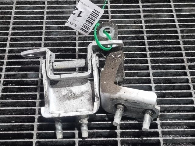 bontott SUZUKI SX4 S-Cross II Ajtó Zsanér (Pozíciófüggetlen)