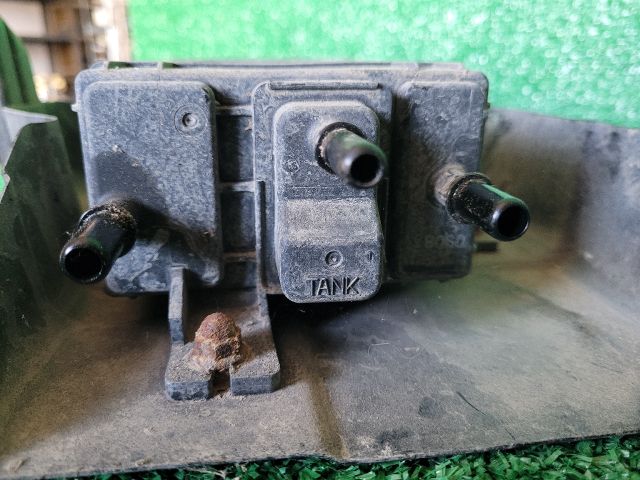 bontott SUZUKI SX4 S-Cross II Aktív Szénszűrő