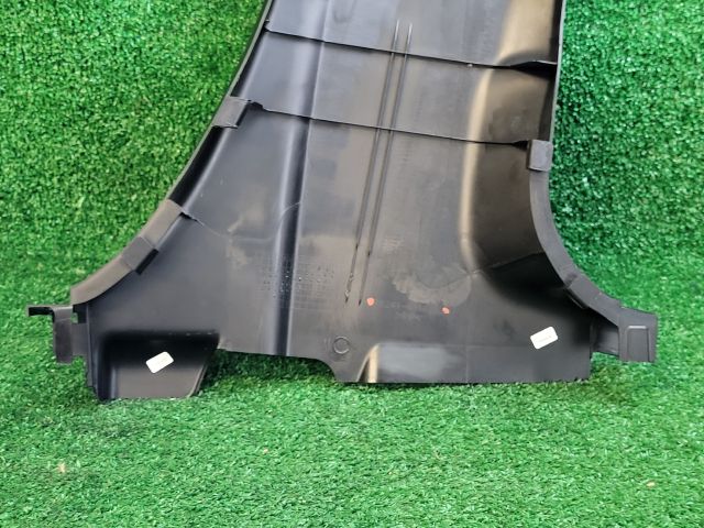 bontott SUZUKI SX4 S-Cross II Bal B Oszlop Burkolat