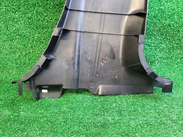 bontott SUZUKI SX4 S-Cross II Bal B Oszlop Burkolat