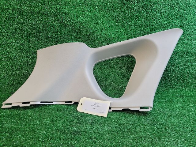 bontott SUZUKI SX4 S-Cross II Bal C Oszlop Burkolat