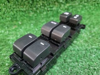 bontott SUZUKI SX4 S-Cross II Bal első Ablakemelő Kapcsoló