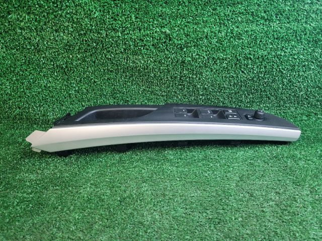 bontott SUZUKI SX4 S-Cross II Bal első Ablakemelő Kapcsoló