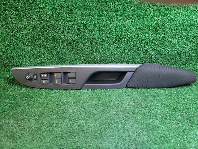 bontott SUZUKI SX4 S-Cross II Bal első Ablakemelő Kapcsoló