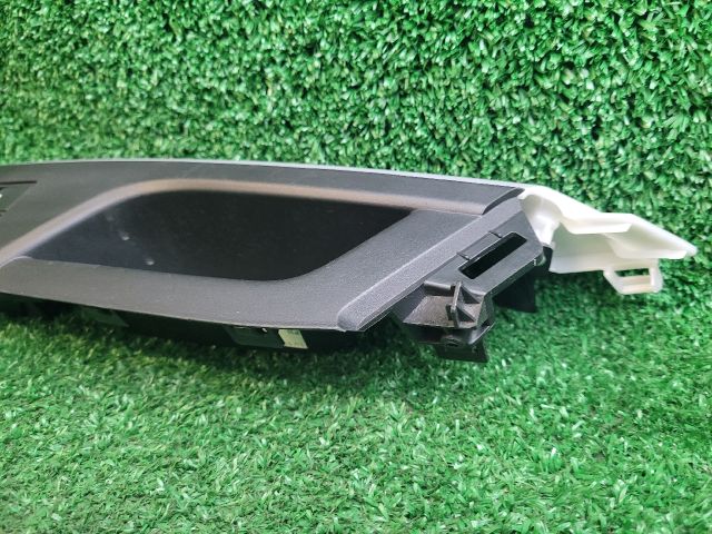 bontott SUZUKI SX4 S-Cross II Bal első Ablakemelő Kapcsoló