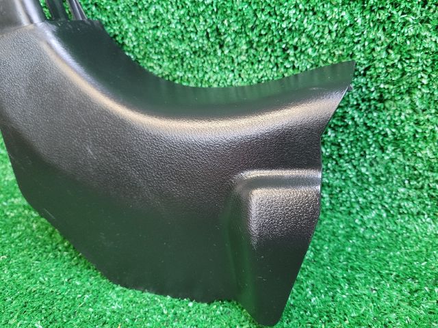 bontott SUZUKI SX4 S-Cross II Bal első Belső Küszöb Burkolat