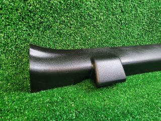 bontott SUZUKI SX4 S-Cross II Bal első Belső Küszöb Burkolat