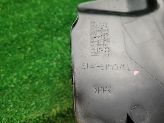 bontott SUZUKI SX4 S-Cross II Bal első Belső Küszöb Burkolat