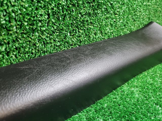 bontott SUZUKI SX4 S-Cross II Bal első Belső Küszöb Burkolat