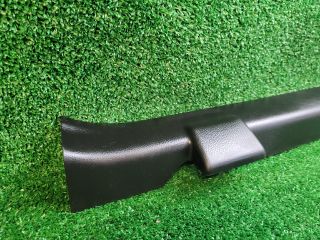 bontott SUZUKI SX4 S-Cross II Bal első Belső Küszöb Burkolat