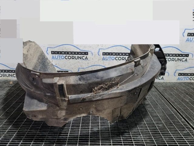 bontott SUZUKI SX4 S-Cross II Bal első Dobbetét (Kerékjárati, Műanyag)