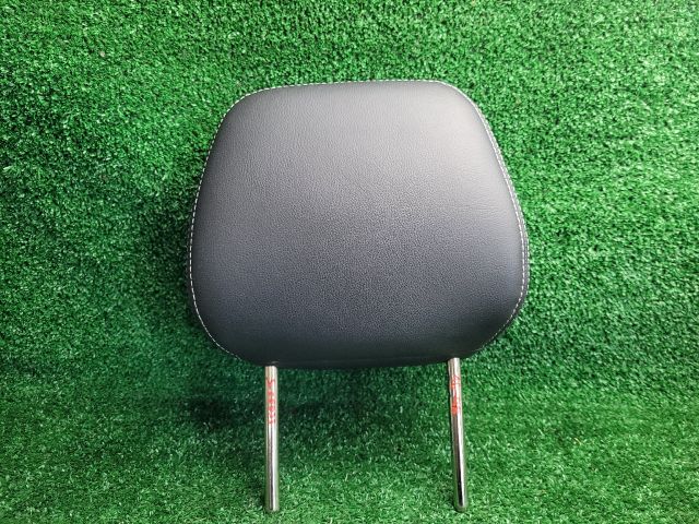 bontott SUZUKI SX4 S-Cross II Bal első Fejtámla