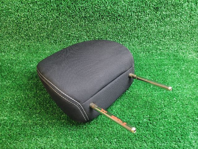 bontott SUZUKI SX4 S-Cross II Bal első Fejtámla