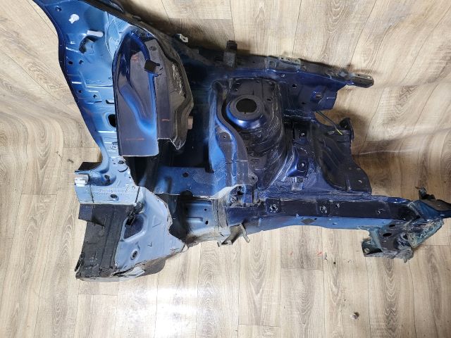 bontott SUZUKI SX4 S-Cross II Bal első Negyed Karosszéria Csomag