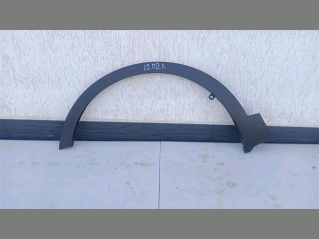 bontott SUZUKI SX4 S-Cross II Bal első Sárvédő Díszléc