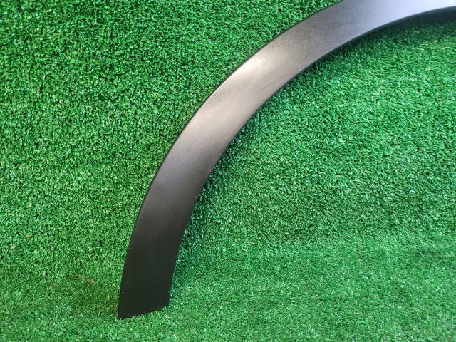 bontott SUZUKI SX4 S-Cross II Bal első Sárvédő Szélesítő