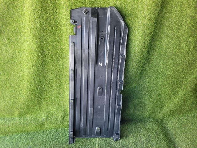 bontott SUZUKI SX4 S-Cross II Bal Fenéklemez