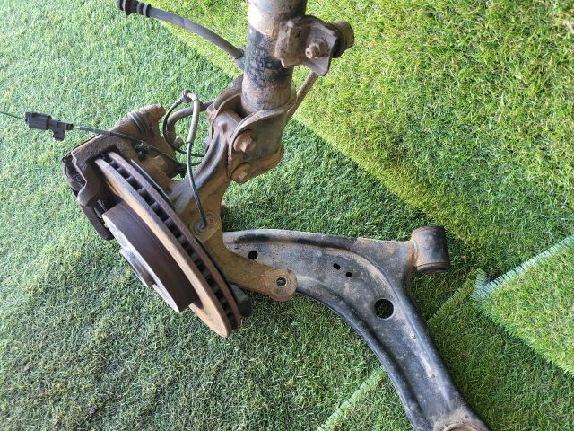 bontott SUZUKI SX4 S-Cross II Bal Gólyaláb Csonkállvánnyal