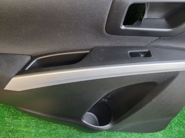 bontott SUZUKI SX4 S-Cross II Bal hátsó Ajtó Kárpit