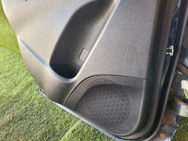 bontott SUZUKI SX4 S-Cross II Bal hátsó Ajtó (Részeivel)