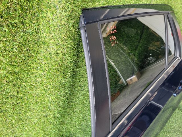 bontott SUZUKI SX4 S-Cross II Bal hátsó Ajtó (Részeivel)