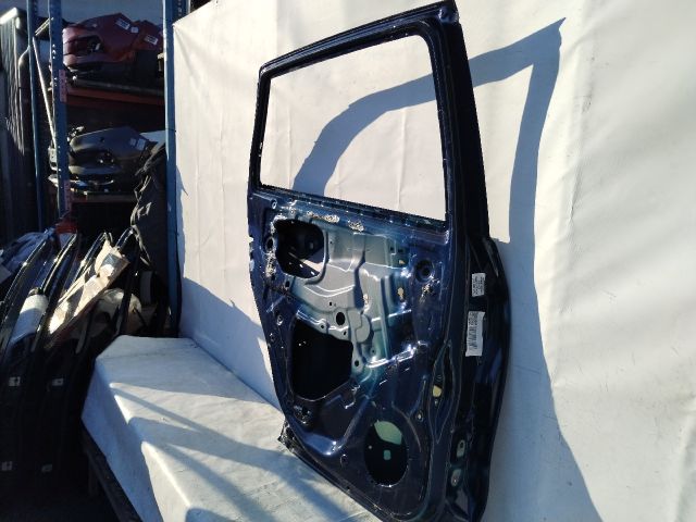 bontott SUZUKI SX4 S-Cross II Bal hátsó Ajtó (Üres lemez)