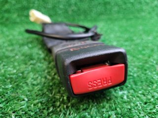 bontott SUZUKI SX4 S-Cross II Bal hátsó Biztonsági Öv Csat