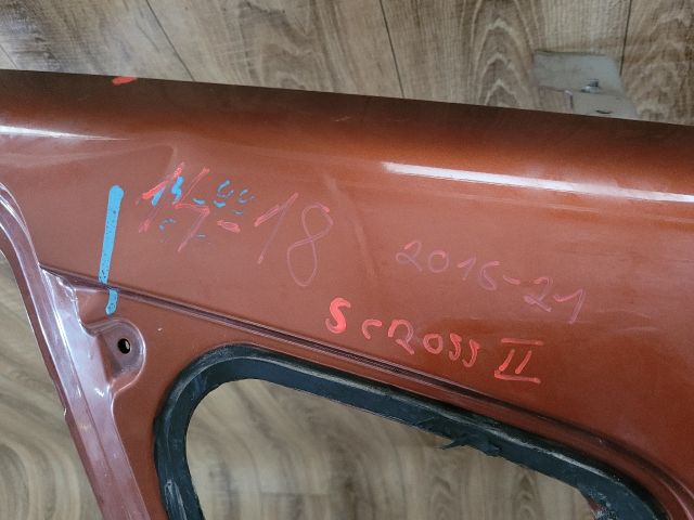 bontott SUZUKI SX4 S-Cross II Bal hátsó Negyed Karosszéria Csomag