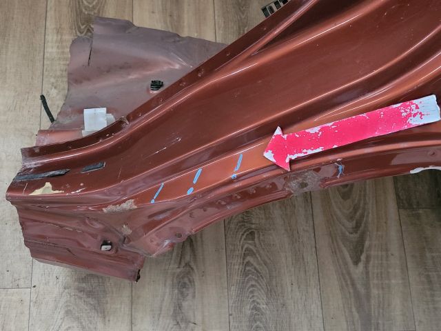 bontott SUZUKI SX4 S-Cross II Bal hátsó Negyed Karosszéria Csomag