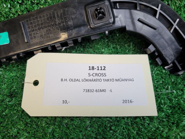 bontott SUZUKI SX4 S-Cross II Bal hátsó Oldal Lökhárító Tartó (Műanyag)