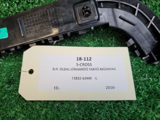 bontott SUZUKI SX4 S-Cross II Bal hátsó Oldal Lökhárító Tartó (Műanyag)