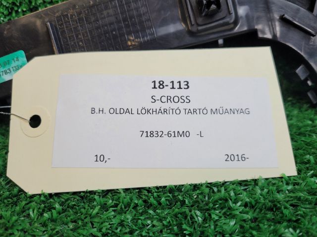 bontott SUZUKI SX4 S-Cross II Bal hátsó Oldal Lökhárító Tartó (Műanyag)