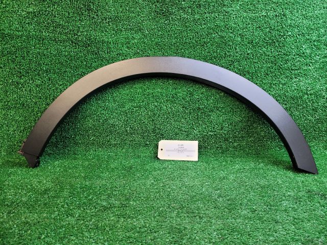 bontott SUZUKI SX4 S-Cross II Bal hátsó Sárvédő Szélesítő