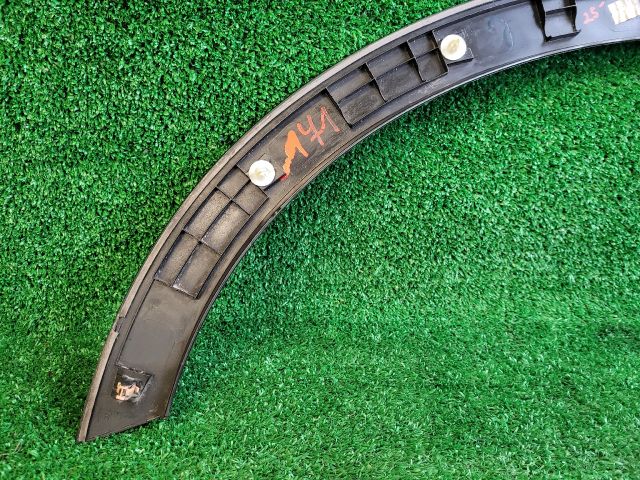 bontott SUZUKI SX4 S-Cross II Bal hátsó Sárvédő Szélesítő