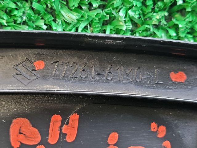 bontott SUZUKI SX4 S-Cross II Bal hátsó Sárvédő Szélesítő