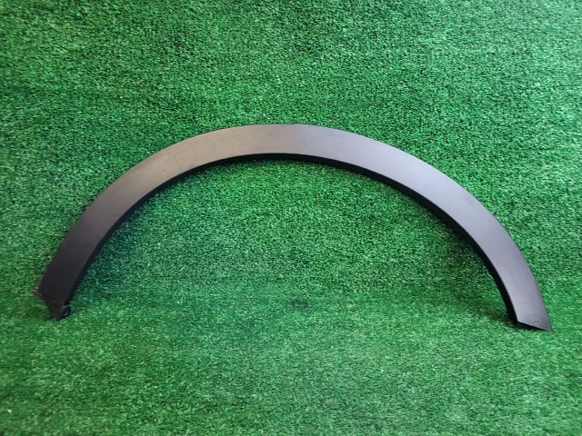 bontott SUZUKI SX4 S-Cross II Bal hátsó Sárvédő Szélesítő