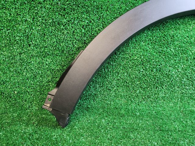 bontott SUZUKI SX4 S-Cross II Bal hátsó Sárvédő Szélesítő