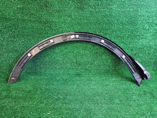 bontott SUZUKI SX4 S-Cross II Bal hátsó Sárvédő Szélesítő