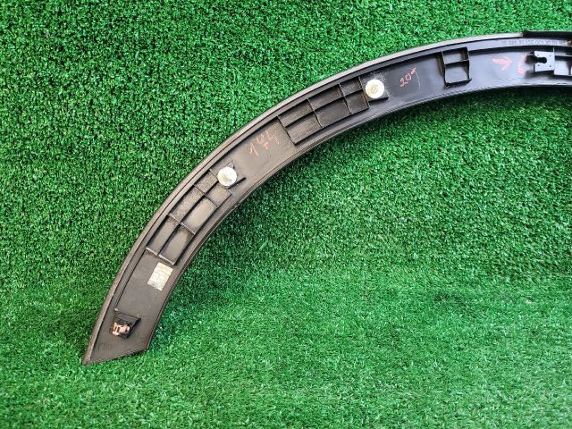 bontott SUZUKI SX4 S-Cross II Bal hátsó Sárvédő Szélesítő