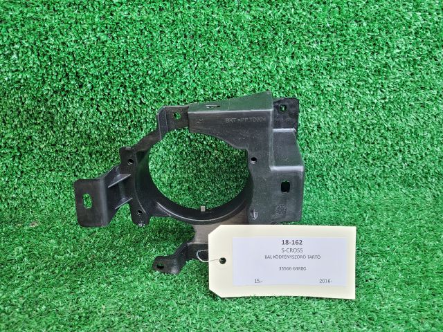 bontott SUZUKI SX4 S-Cross II Bal Ködfényszóró Tartó