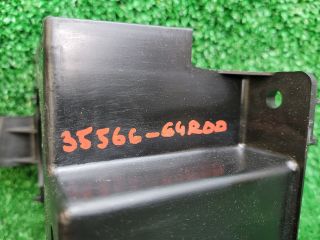 bontott SUZUKI SX4 S-Cross II Bal Ködfényszóró Tartó