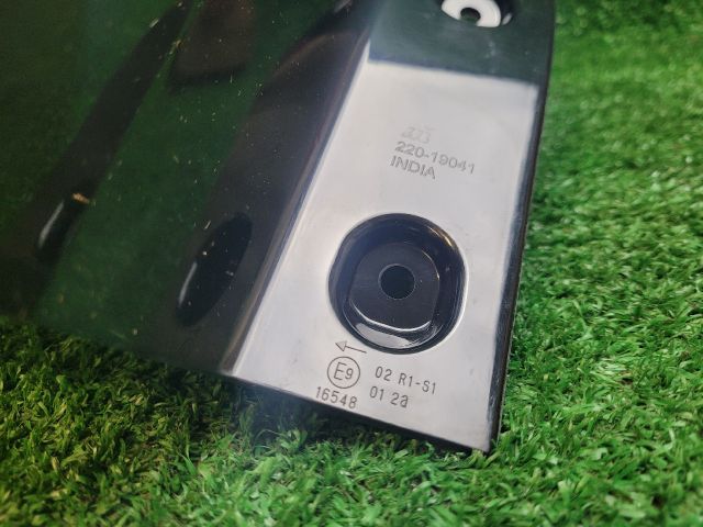 bontott SUZUKI SX4 S-Cross II Bal Külső Hátsó Lámpa