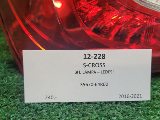 bontott SUZUKI SX4 S-Cross II Bal Külső Hátsó Lámpa