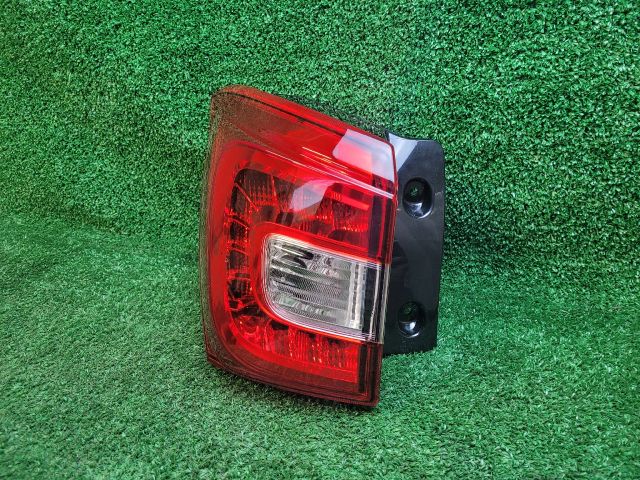 bontott SUZUKI SX4 S-Cross II Bal Külső Hátsó Lámpa