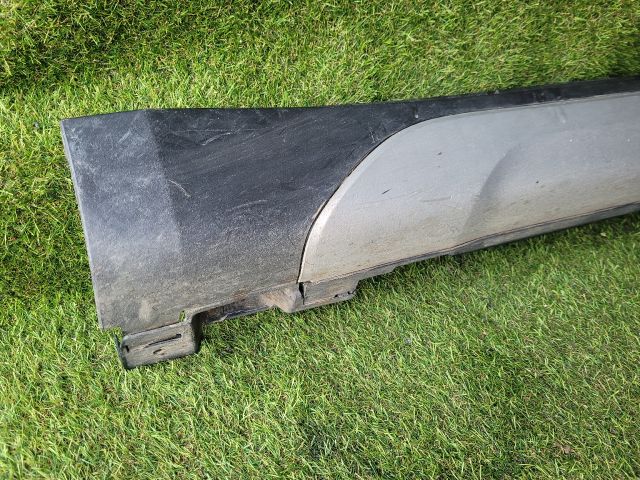 bontott SUZUKI SX4 S-Cross II Bal Küszöb Légterelő