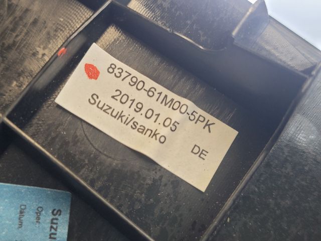 bontott SUZUKI SX4 S-Cross II Csomagtérajtó Kárpit