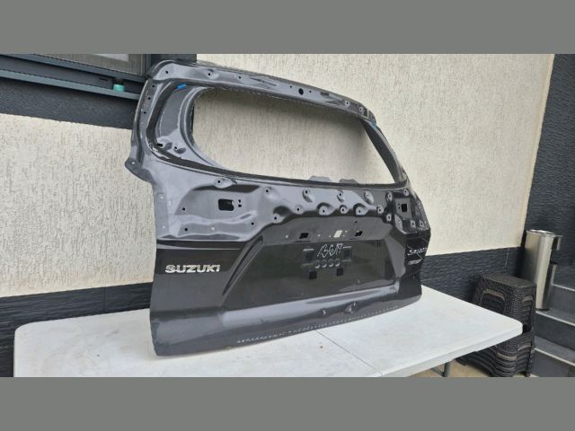 bontott SUZUKI SX4 S-Cross II Csomagtérajtó (Üres lemez)