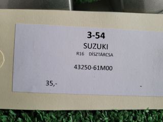 bontott SUZUKI SX4 S-Cross II Dísztárcsa (1 db)