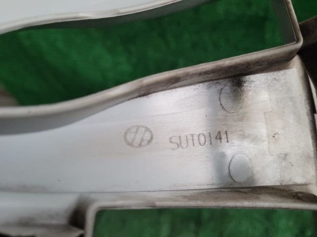 bontott SUZUKI SX4 S-Cross II Dísztárcsa (1 db)